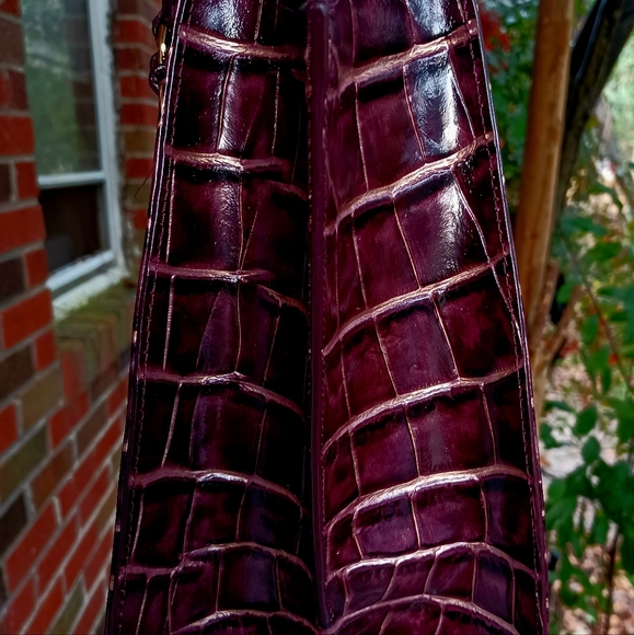 STUNNING! Brahmin PRISCILLA PORT VOLITION with WALLET - Picture 2 of 9